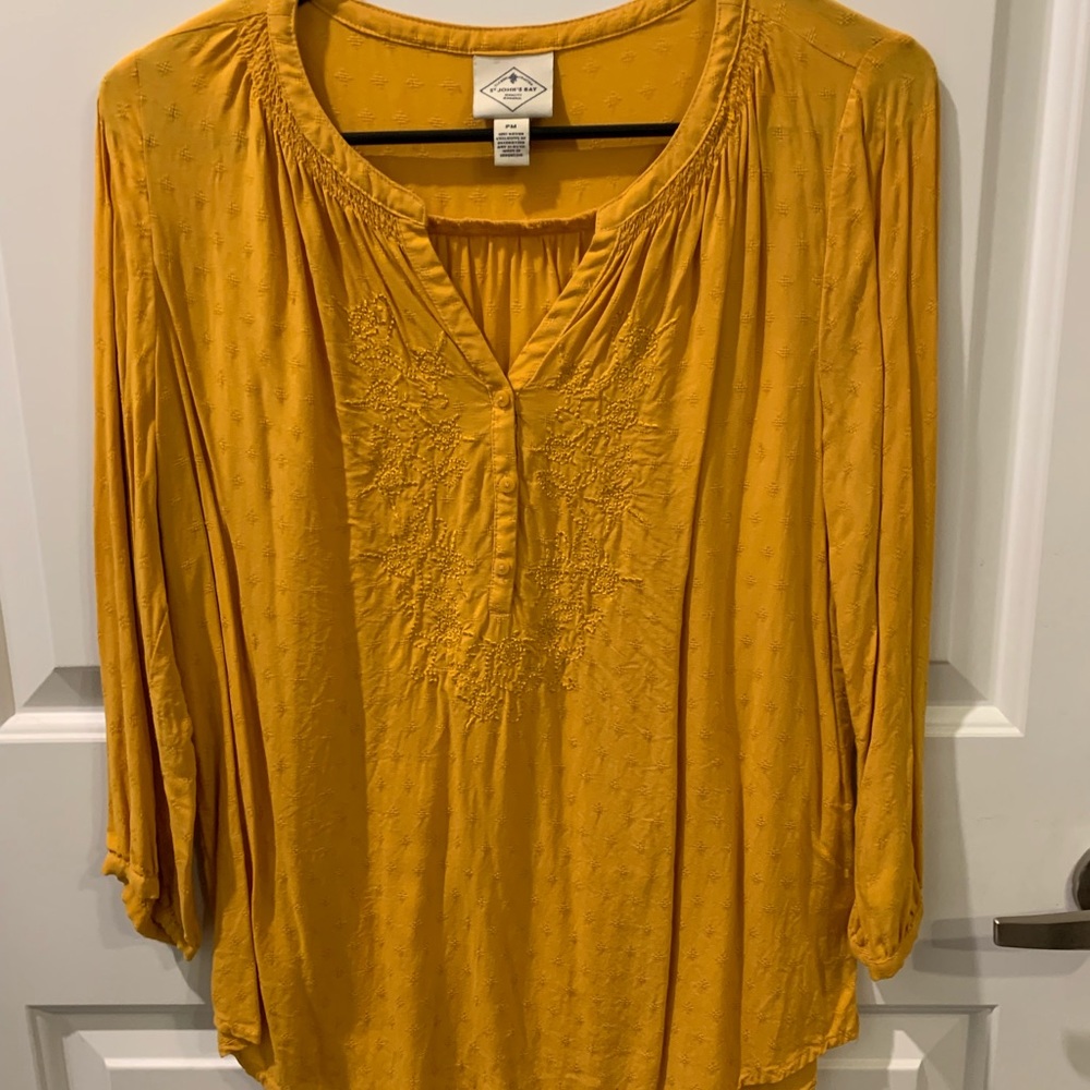 Beautiful mustard blouse
